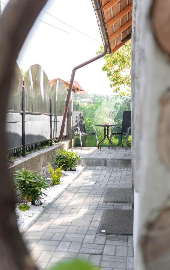 La Fanar Guesthouse Куртя-де-Арджеш Экстерьер фото